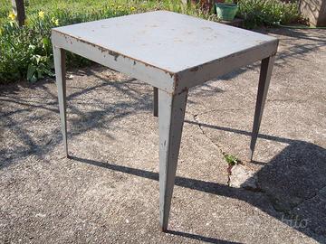 tavolo giardino in ferro