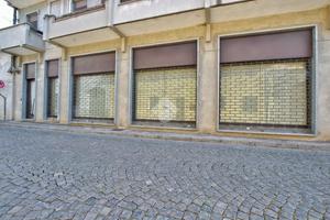 MAGAZZINO A TRONZANO VERCELLESE