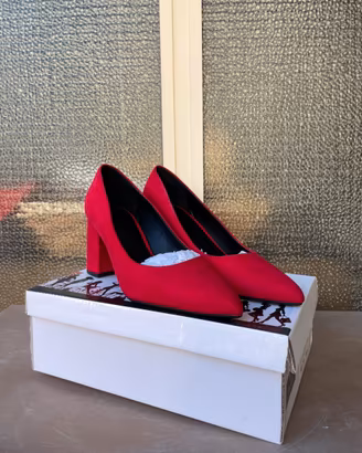 Scarpe Decollete Lora Ferres Scamosciate Rosse