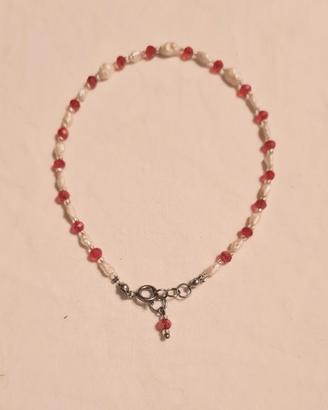 cavigliera in perle naturali e cristalli rossi