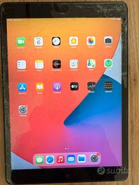IPad 8th Gen 32GB Gray - schermo rotto