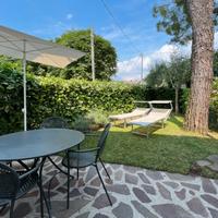 Trilocale con giardino privato uso esclusivo Garda