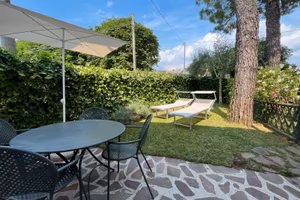 Trilocale con giardino privato uso esclusivo Garda