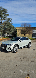 Audi Q3 35 2.0 tdi S line edition