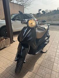 Piaggio Beverly 500
