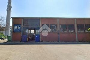 CAPANNONE A MONCALIERI