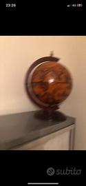 Mappamondo in legno porta bottiglie fa coll