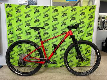 GIANT XTC SLR 29 2 USATA