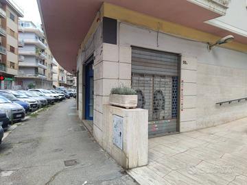 Immobile di 108 m² con 1 locale a Roma
