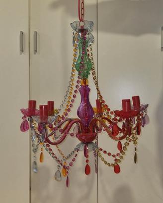 lampadario colorato in vetro stile Murano