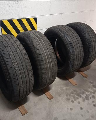 Set 4 gomme Pirelli 235/60/18 103V estiva 
