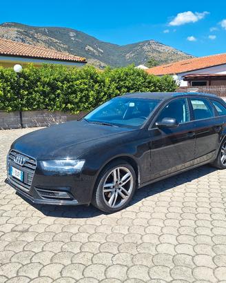 Audi A4 2.0 tdi 143 cv