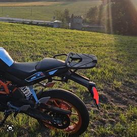 staffa porta bauletto per moto KTM Duke 390