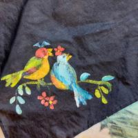 Piccolo foulard nero dipinto a mano