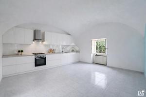 4 LOCALI A ISCHIA