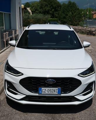 Ford Focus 1.0 EcoBoost Hybrid 125 CV SW ST-Line