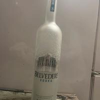 Bottiglia di VODKA BELVEDERE da 1 Litro”Vuota”