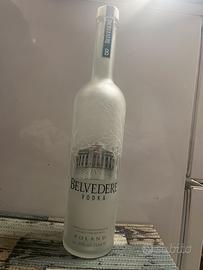 Bottiglia di VODKA BELVEDERE da 1 Litro”Vuota”