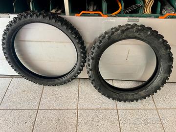 Metzeler Six Days Extreme 140/80-18 90/90-21 gomme