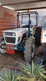 trattore agricolo 