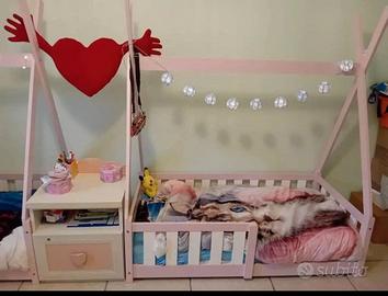 Letto a forma di tenda indiana per bambina