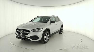 MERCEDES-BENZ GLA 200 d Sport Plus 4matic auto