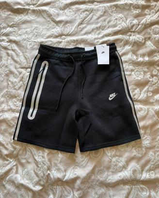 Nike Tech Shorts Uomo Nero Taglia L Nuovi