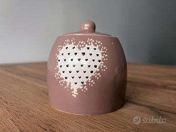 Zuccheriera in porcellana con cuoricini