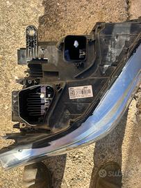 Fari anteriori Bmw X1 F48 originali Valeo