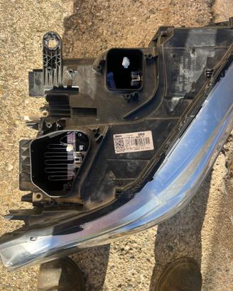 Fari anteriori Bmw X1 F48 originali Valeo