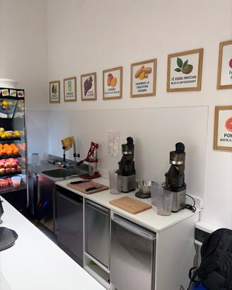 Frigo, Murale, Bar, Sedie, Tavoli - tutta attivita