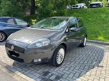 Fiat Punto Neopatentato 65.000 km