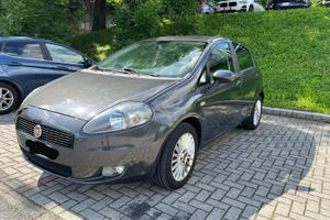 Fiat Punto Neopatentato 65.000 km