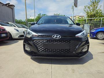 HYUNDAI I20 25300KM PARI AL NUOVO 24 MESI