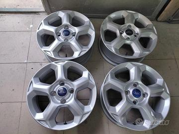 Cerchi in lega da 15 pollici per Ford Fiesta