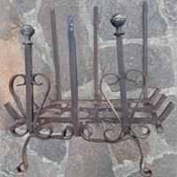 Griglia portalegna per camino