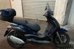 Piaggio Beverly 250