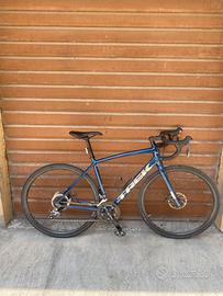Bici corsa trek domane