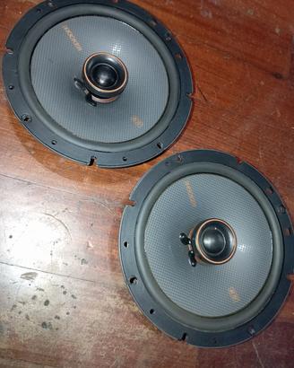 altoparlanti coassiali Kicker KSC670