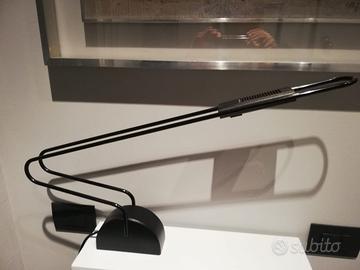 Lampada design postmoderna