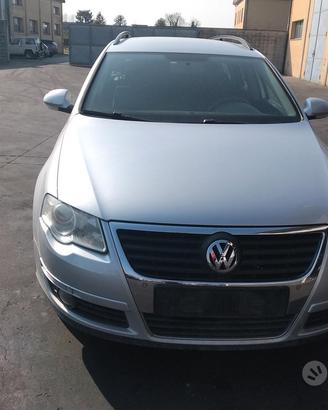 Volkswagen Passat 2007 2.0td automatico per ricamb