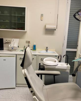 Studio dentistico attrezzature