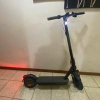 Monopattino elettrico Xiaomi 5