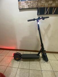 Monopattino elettrico Xiaomi 5