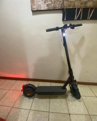 Monopattino elettrico Xiaomi 5