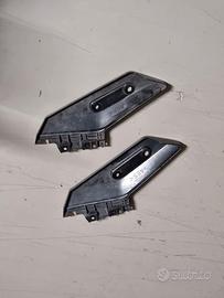 TMAX 530 560 SUPPORTO PARAFANGO DESTRO