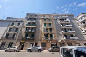 3 LOCALI A BARI