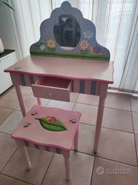 specchiera in legno rosa