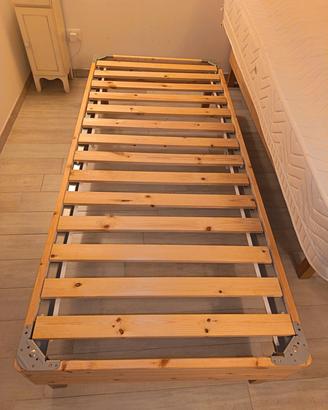 letto a doghe in legno