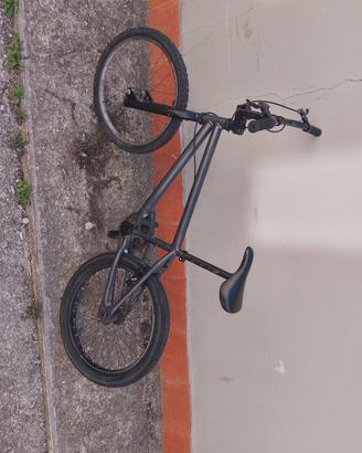 Bici BMX Btwin
